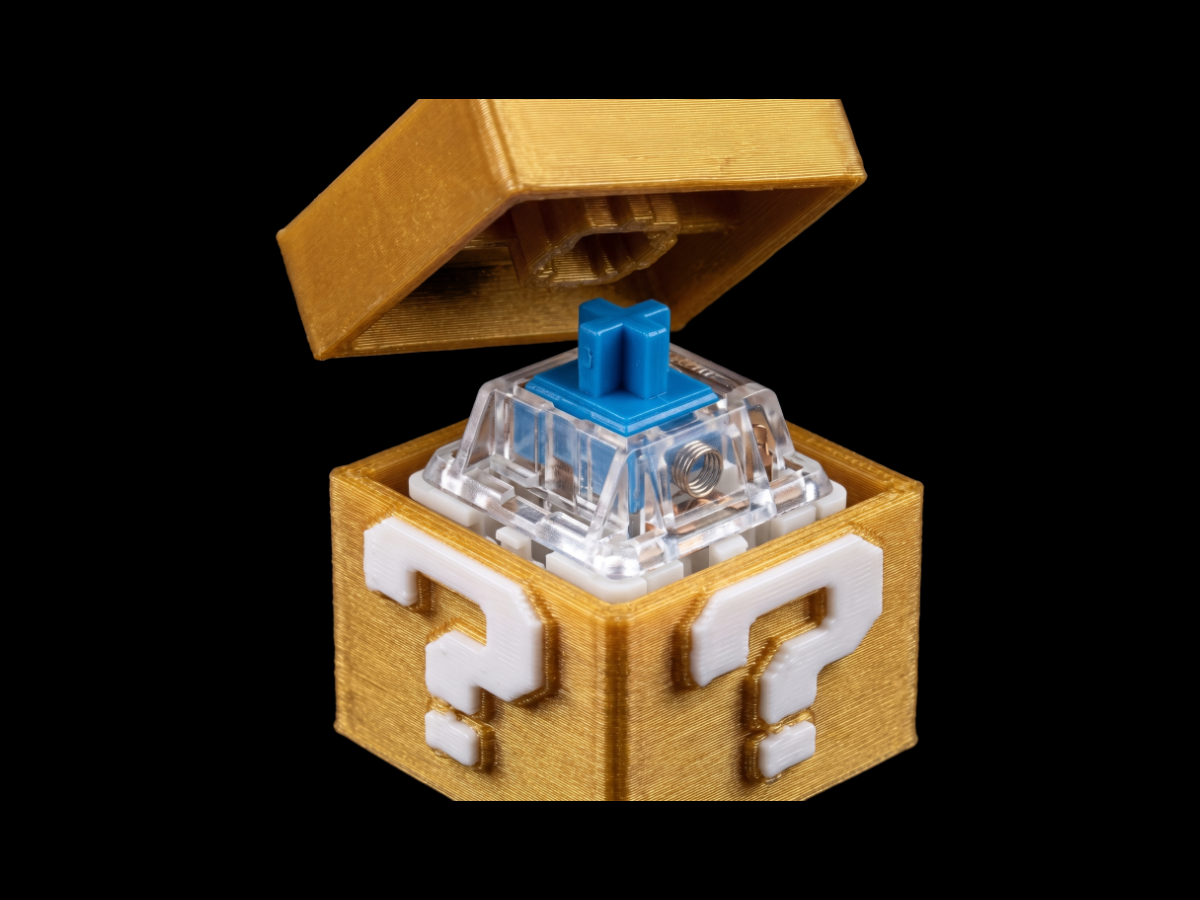 Mario block clicker printed by TBA3D